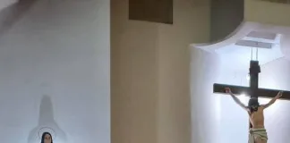 Reconocimiento al Padre Jorge Tournour por su entrega a la comunidad