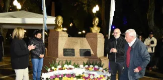 Evita, presente en el corazón del pueblo: homenaje en Plaza Ramírez