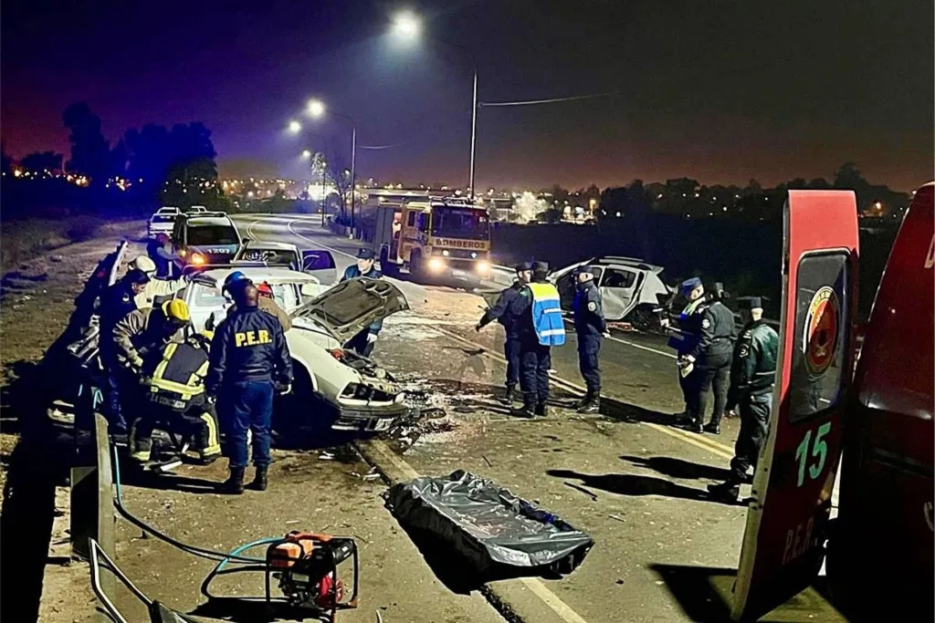 Tragedia en el acceso a Concordia: una colisión deja un fallecido y cuatro heridos