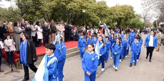 La ciudad rindió homenaje a San Martín con un acto y un desfile