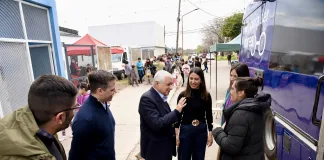 Entregaron casi 100 lentes para niñas y niños de la ciudad