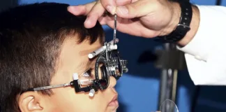 Llega a la ciudad el programa de entrega de anteojos para estudiantes