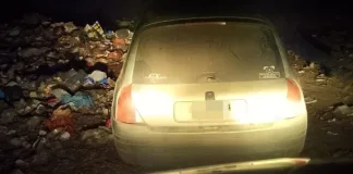 Le robaron el auto en la puerta de su casa tras dejarlo con las llaves puestas