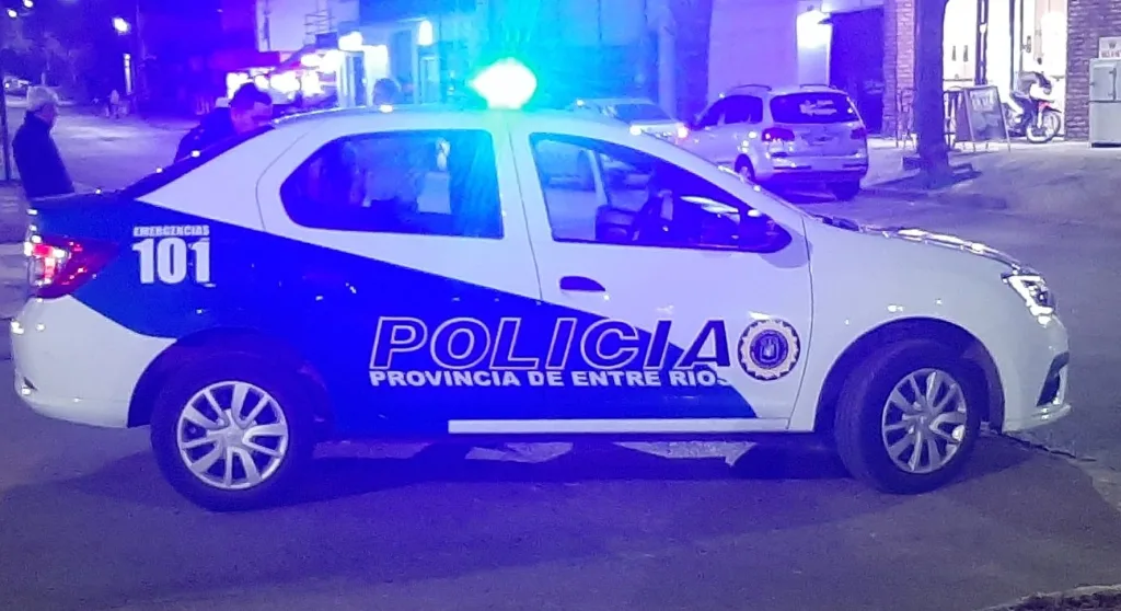 Retuvieron un automóvil tras detectar alcoholemia positiva y detuvieron al conductor
