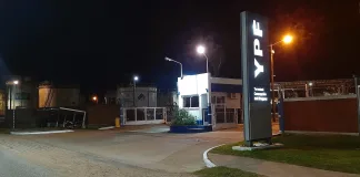 Cierra la planta de YPF en Concepción del Uruguay: incertidumbre y desarraigo para 40 familias