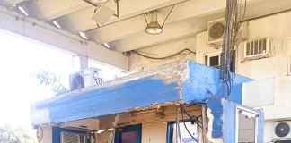 Camión chocó una garita de peaje en la autovía Gervasio Artigas