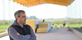 Michel le pide a Frigerio su posición ante las importaciones de pollo