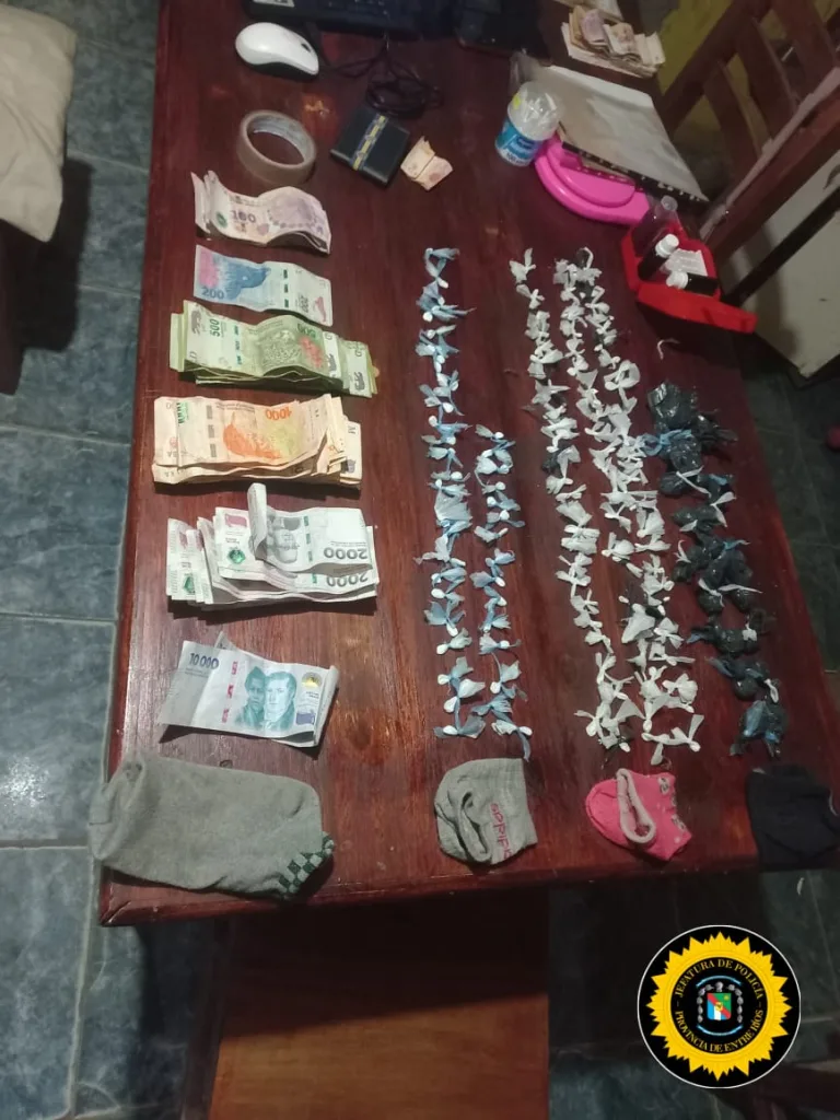 Narcomenudeo en Concordia, Seis Allanamientos Simultáneos, 9 Detenidos y Más de 700 Envoltorios de Cocaína.