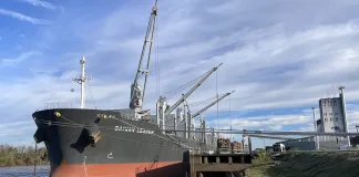 El Puerto completó una nueva exportación a la India