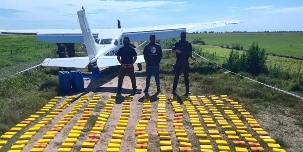 La ex Miss FexpoBorja fue condenada por narcotráfico pero recuperó la libertad y fue expulsada a Bolivia