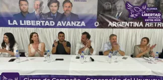 Cierre de campaña de La Libertad Alianza en Concepción del Uruguay junto al gobernador Rogelio Frigerio y los candidatos