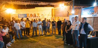 Bahl y Michel, diálogo con policías activos y retirados