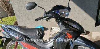 Robo en plena madrugada: delincuentes se llevaron una moto de una vivienda