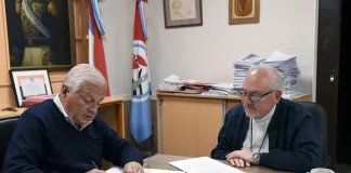 Iglesia y Municipio firmaron acuerdo por el “Pelusín” y el CAPS “La Concepción”