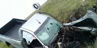 Grave accidente en la Ruta Nacional 12: dos hombres sufrieron lesiones severas tras el despiste de la camioneta en la que viajaban