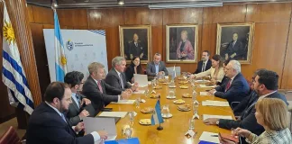 Frigerio volvió a plantear la relocalización de la planta y destacó el diálogo con el gobierno uruguayo