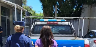 Una pelea por una gallina terminó con dos mujeres heridas y una detenida en Bajada Grande
