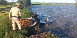 Prefectura Federación rescató a tres turistas arrastrados por el viento en el embalse