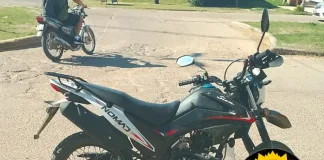 Motociclista huyó tras provocar un choque en la rotonda de Lacava y 12 de Octubre