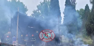 Incendio en un galpón en el acceso Rodríguez Artusi
