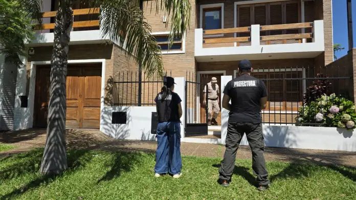 Operativos por lavado de activos en Concordia: secuestraron vehículos, embarcaciones y millones de pesos y dólares