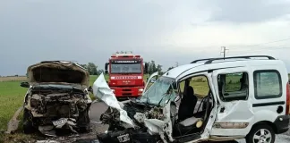 Choque frontal en Ruta 20: un conductor de Concepción del Uruguay salió ileso y otro resultó gravemente herido