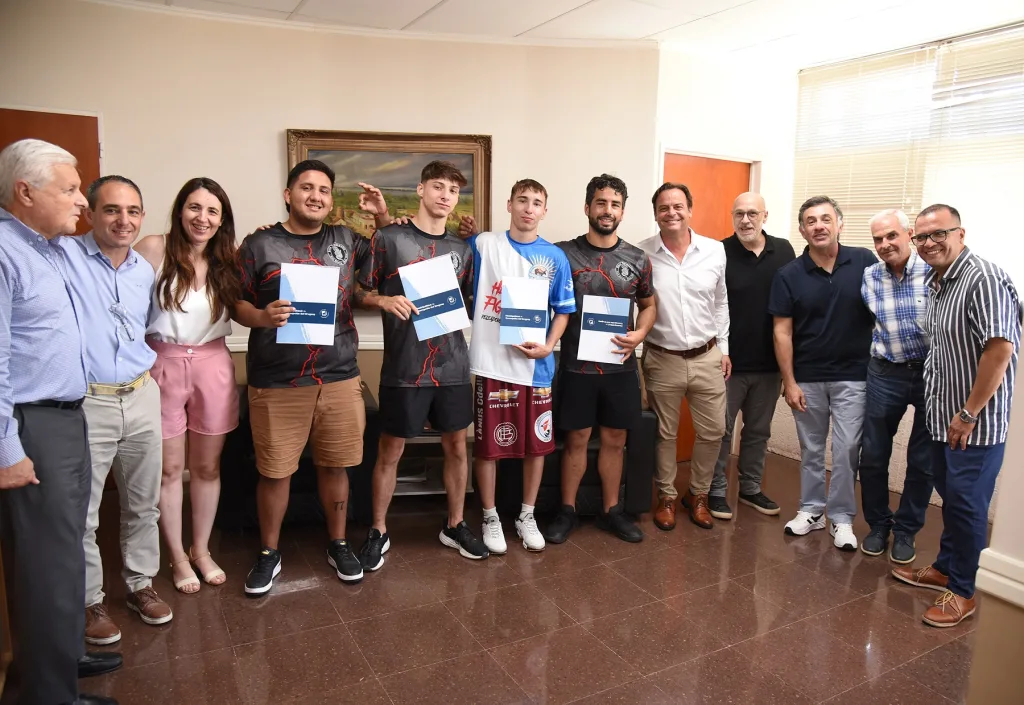 Cuatro uruguayenses clasificaron al mundial de Kick Boxing 2026