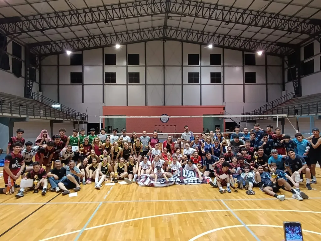 Se desarrollaron las Finales de la Liga Municipal de Vóley