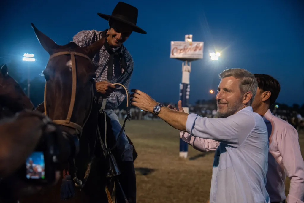 Frigerio acompañó el Festival Nacional de Jineteada y Folclore de Diamante