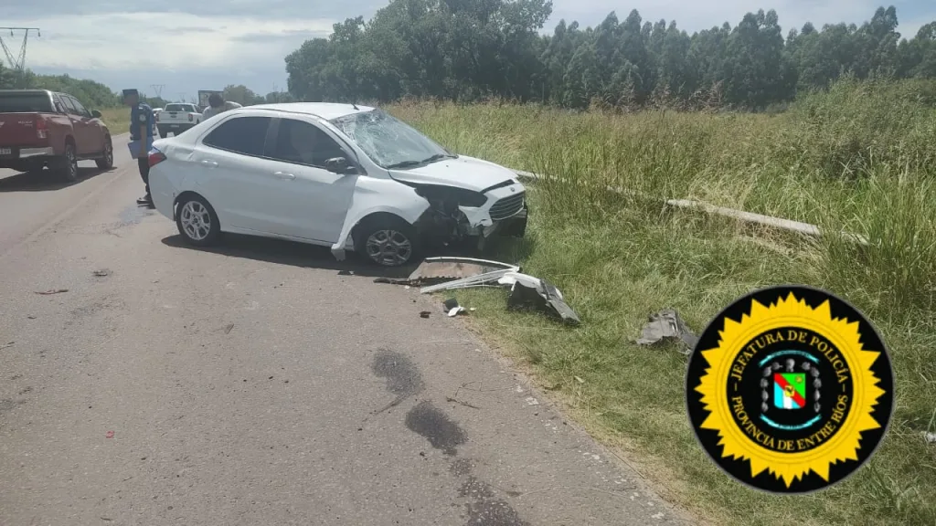 Despiste en Ruta 39: conductor hospitalizado tras chocar contra el guardarraíl