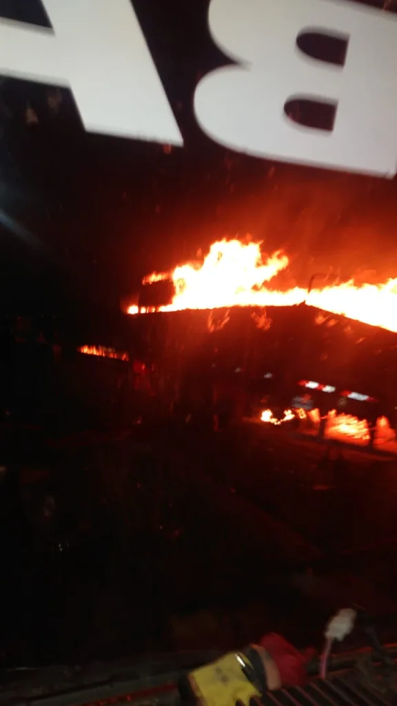 Incendio en un semirremolque generó un amplio operativo sobre la Autovía 12