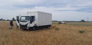 Despiste de un camión en la Autovía 14