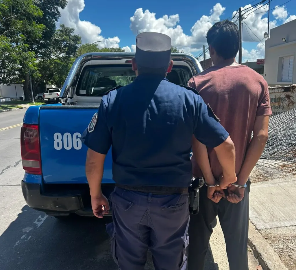 Un hombre quedó detenido tras sustraer el vehículo de su padre y vender sus partes