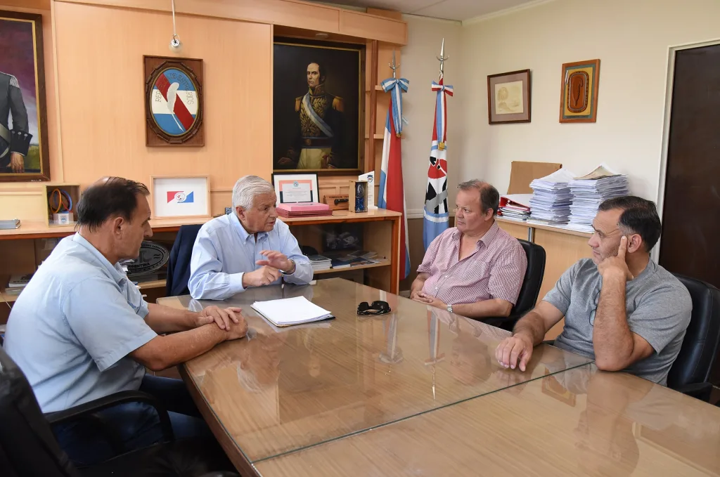Granja Tres Arroyos: Lauritto recibió a representantes de los trabajadores