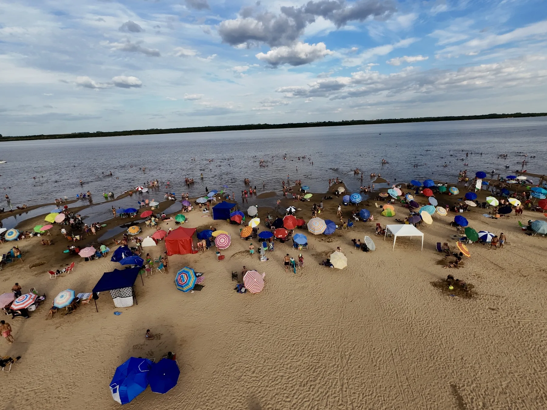 Fin de semana ideal de playa en Concepción del Uruguay: calor, sol y sin lluvias