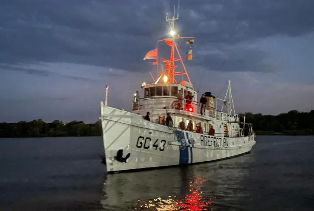 Concepción del Uruguay: arribó el guardacostas GC-43 “Mandubí” y abre sus puertas al público