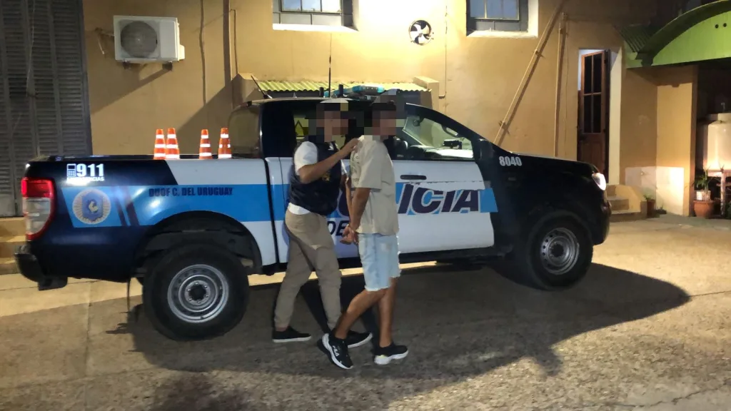 Narcomenudeo en Plaza del Donante: detienen a un hombre con cocaína, marihuana y dinero en efectivo