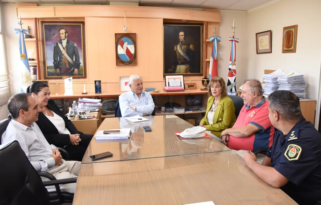 El Municipio entregó casi 12 millones de pesos de aporte mensual para Bomberos, Hospital y Policía