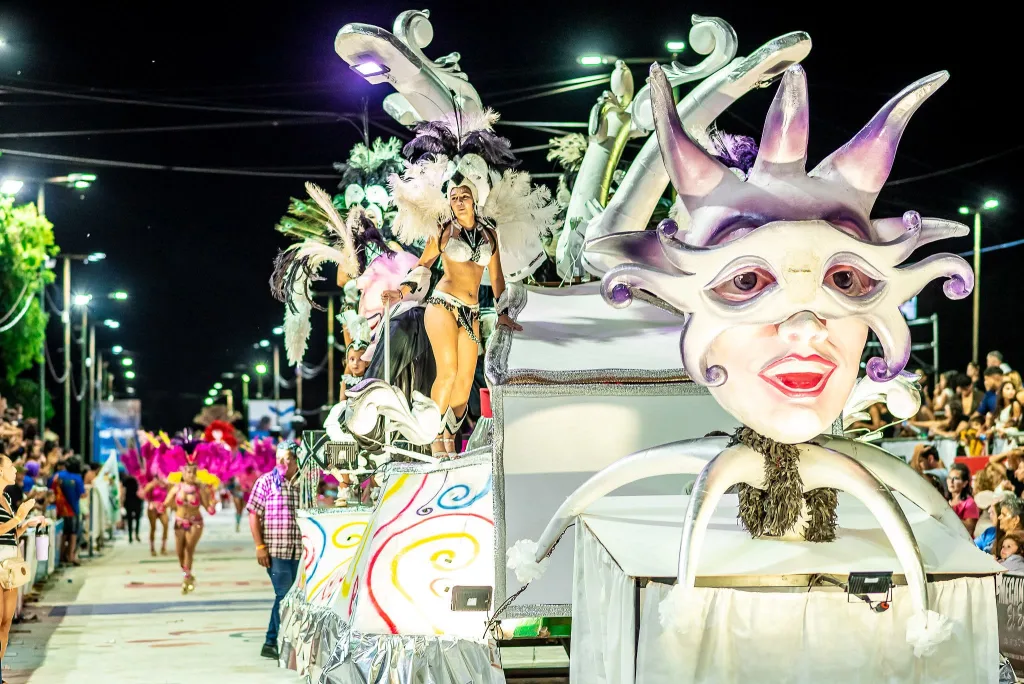 Concepción del Uruguay: el Carnaval 2026 ya tiene grilla confirmada y el lunes comienza la venta de anticipadas