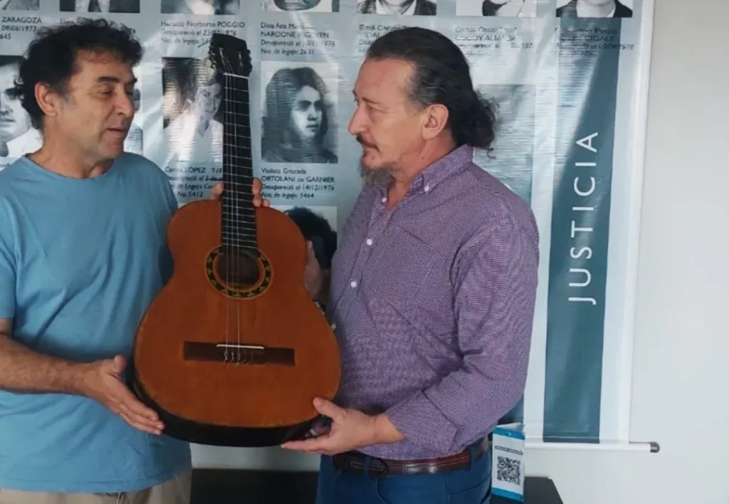 Fue recuperada la guitarra de Juan Ramón “Chilo” Zaragoza
