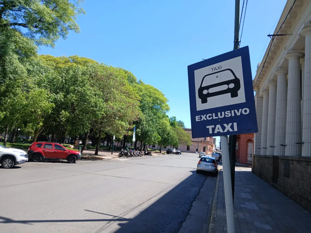 Comienza la reinscripción de taxis