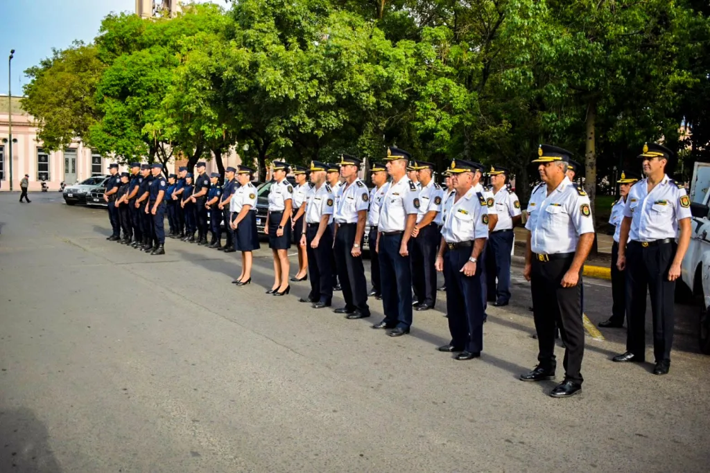 La Policía de Entre Ríos celebró su 192° aniversario con un acto en la Jefatura Departamental