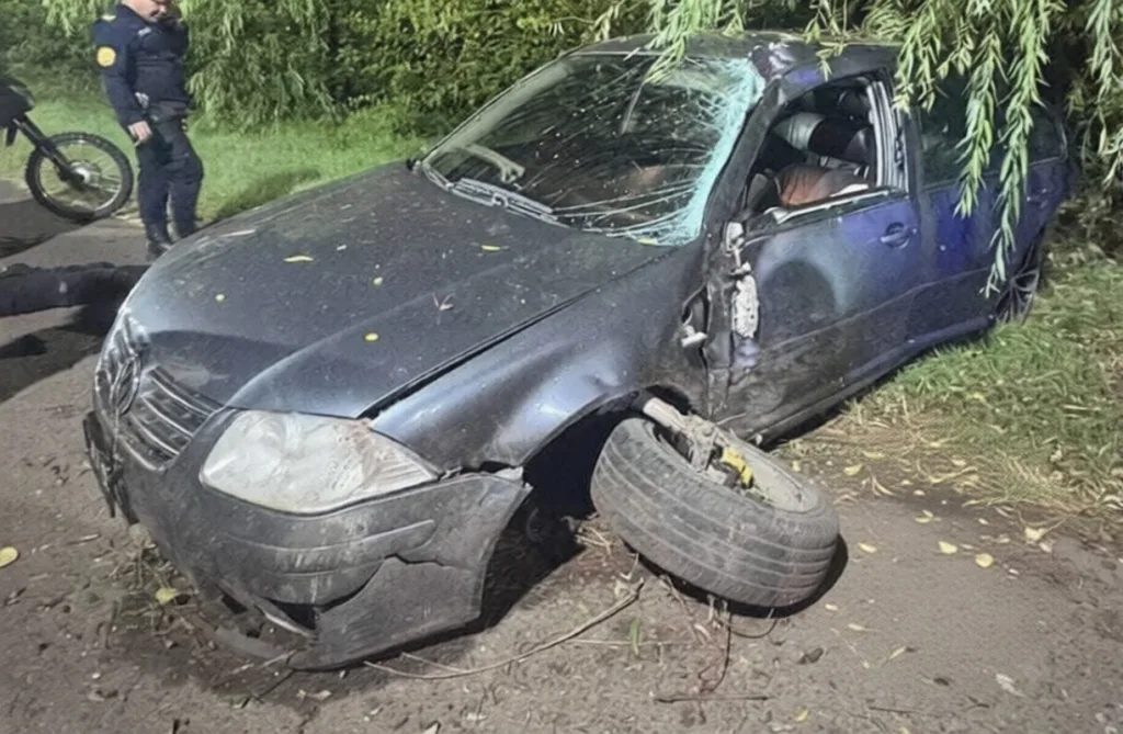 Siniestro vial en el acceso a Banco Pelay: un joven resultó con lesiones leves
