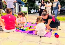 Se realizó la jornada de juegos y aprendizaje en la Plaza San Martín