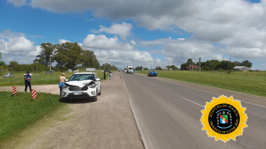 Grave siniestro vial en Ruta 135: una joven sufrió lesiones graves