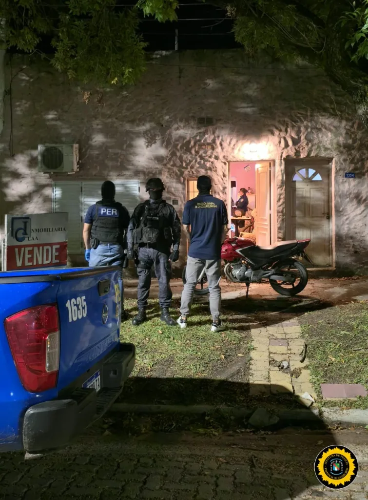 Allanamiento en Villa Elisa: secuestran más de 160 gramos de cocaína y detienen a un joven
