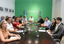 No hubo acuerdo: docentes rechazan la oferta y van al paro este martes