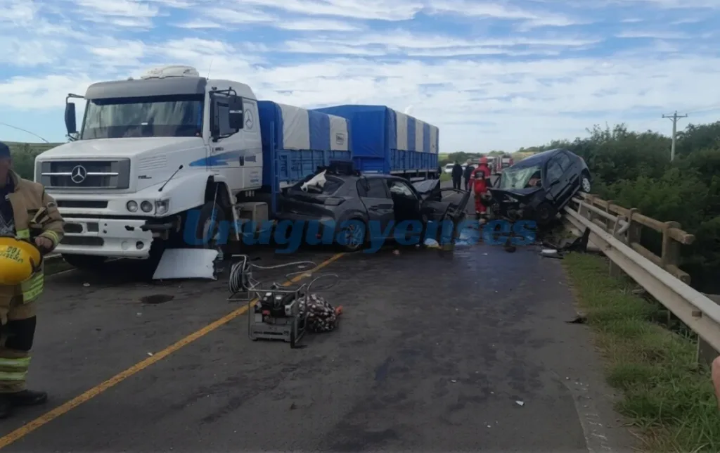 Trágico choque en Ruta 11: una mujer murió y dos personas resultaron heridas