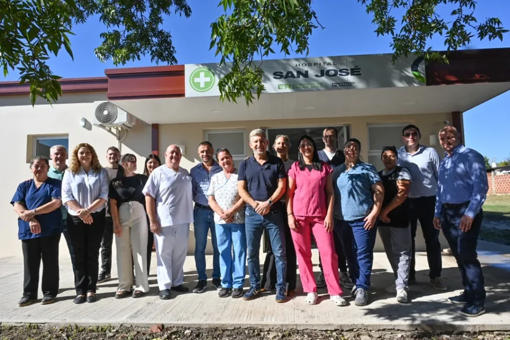 El gobernador inauguró la ampliación del Hospital San José, departamento Colón