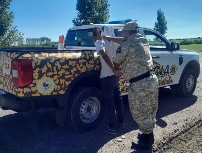 Operativos rurales: detenidos, armas secuestradas y decomiso de fauna en distintos puntos de la provincia